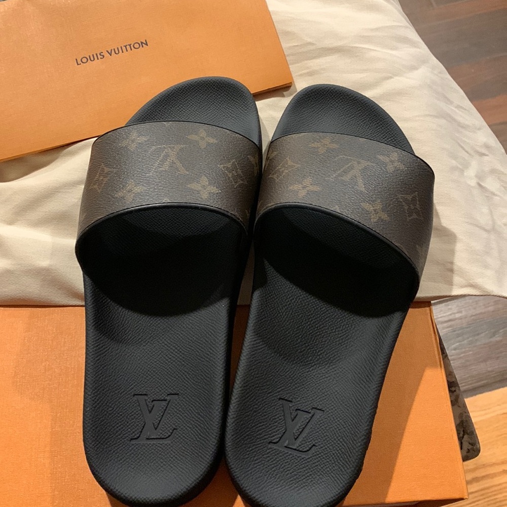 COPY - COPY - Louis Vuitton Waterfront Mule Monogram